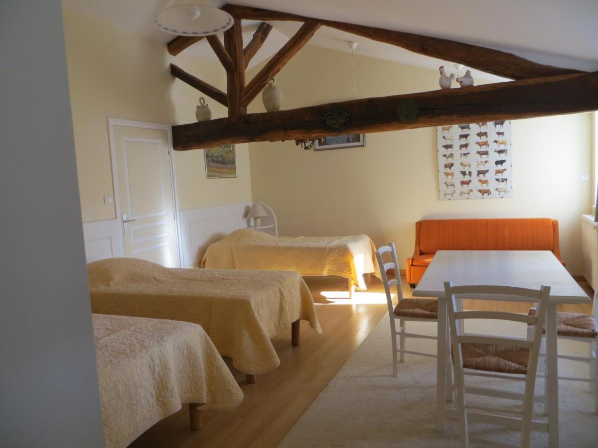 La Vache Sur Le Toit Bed & Breakfast Montagny  Екстериор снимка
